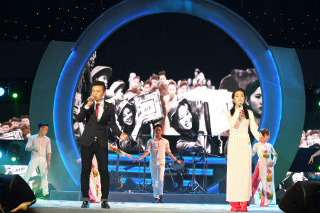 2 đội cuối cùng góp mặt đêm chung kết toàn quốc “Hành trình bài ca sinh viên 2015”