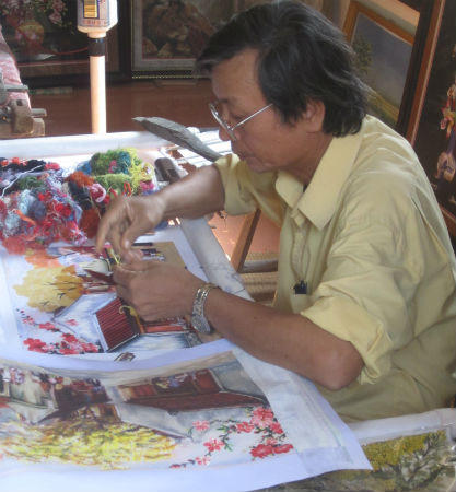 Thầy giữ “hồn”, thợ thắp “lửa” ở làng tổ nghề thêu tay đất Kinh kỳ