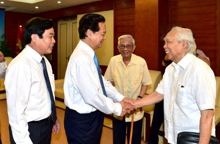 Thủ tướng gặp mặt các nhà báo nhân Ngày Báo chí Cách mạng