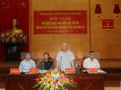 Tổng Bí thư tiếp xúc cử tri Hà Nội