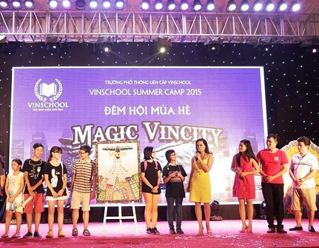 Đêm hội “trải nghiệm tương lai” tại thành phố hướng nghiệp VinCity