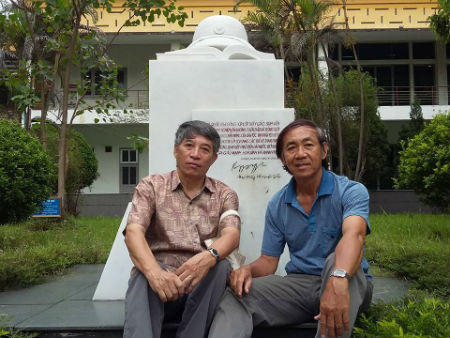 Cần lắm tượng đài những người lính sinh viên bất tử