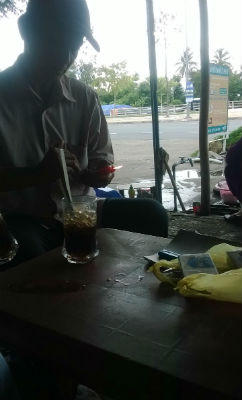 Ép con gái lấy chồng ngoại bằng “bùa nghe lời”?!