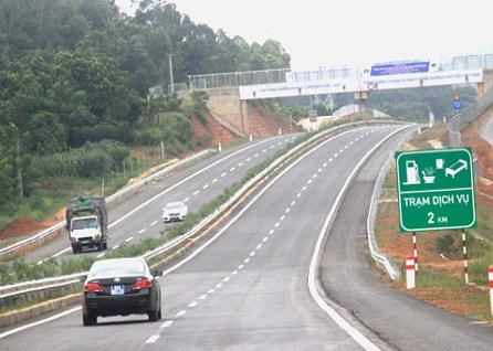  “Nhà thầu ngoại” bới đất tìm sỏi, nghi hoàn thuế không minh bạch?