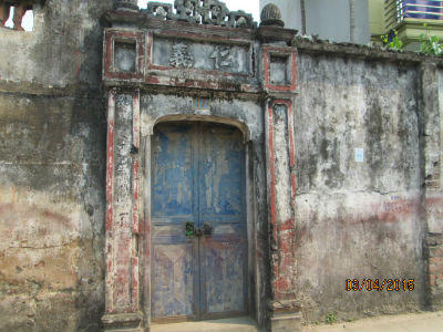 Làng cổ Cự Đà im lìm bên dòng sông chết