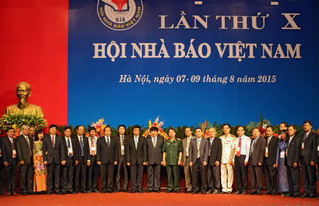 Báo chí củng cố lòng tin Nhân dân với sự nghiệp đổi mới