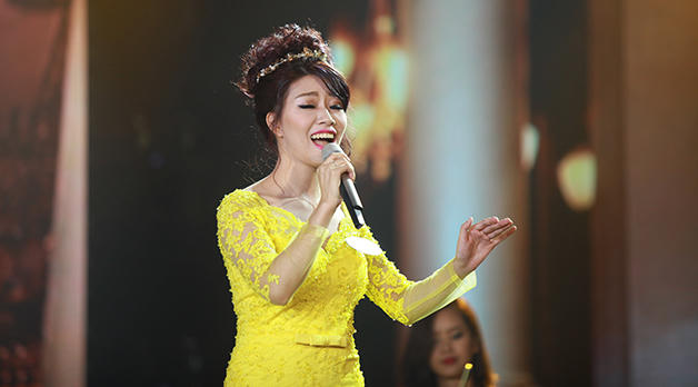 Sân khấu FLC Sầm Sơn “bùng nổ” đêm Chung kết Sao Mai 2015