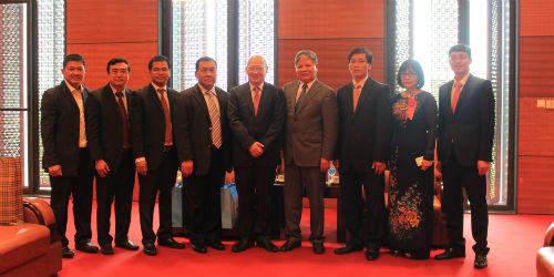 Bộ trưởng Hà Hùng Cường tiếp các đoàn khách quốc tế