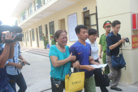 Phạm nhân được đặc xá mong sớm tái hòa nhập cộng đồng