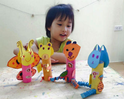 Trẻ hào hứng tham gia học mỹ thuật tạo hình