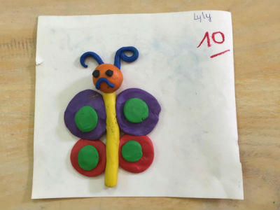 Trẻ hào hứng tham gia học mỹ thuật tạo hình