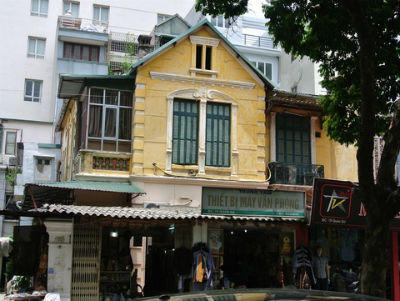  “Tính mạng” biệt thự cũ Hà Nội và người dân sinh sống đang “nguy kịch”