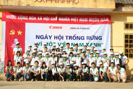 Canon tại Việt Nam tổ chức trồng 50ha cây chè Shan Tuyết