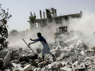 Nga can dự vào Syria: Gánh nặng đường xa?