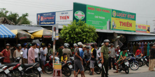 Công an nổ súng trong lúc vây bắt sòng bạc, một người bị thương