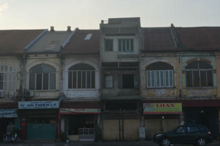 Những ngôi nhà cổ ở “Hòn ngọc Viễn Đông” trước nguy cơ xóa sổ