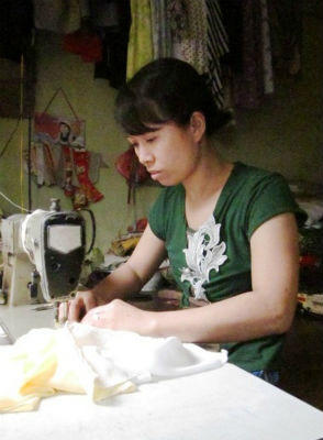 Cổ tích Hoa "cóc" xe lăn với gã gàn dở nhất huyện Gia Lâm