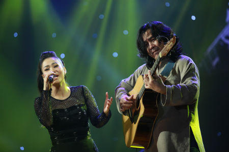 Thu Minh “bay” cùng Du ca Việt tại FLC Sầm Sơn