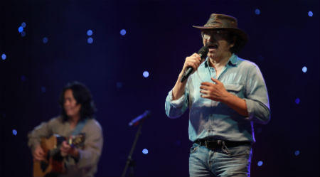 Thu Minh “bay” cùng Du ca Việt tại FLC Sầm Sơn