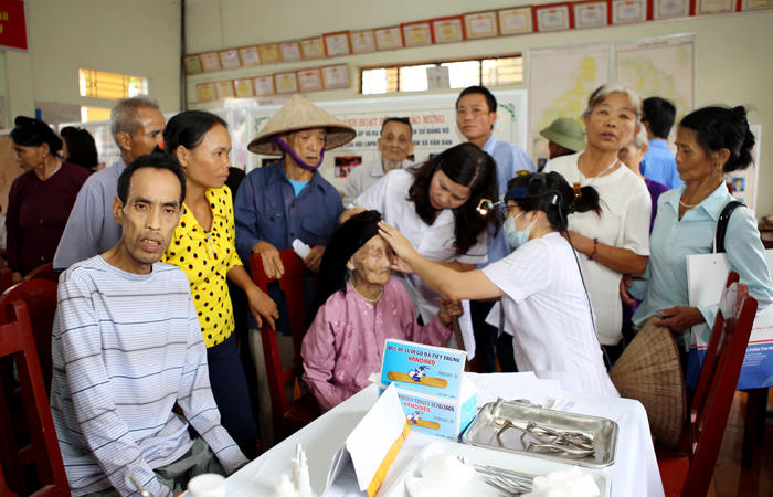 Dược sĩ Lê Thị Bình: Bản lĩnh người “thuyền trưởng“