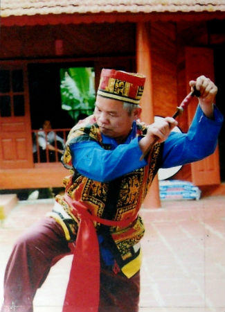 Ông lão thầy cúng giữ gìn Sình ca của người Cao Lan