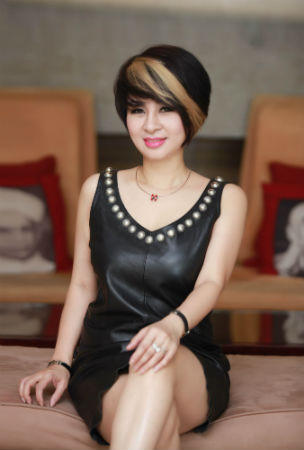 Giám đốc Salon Tóc Huyền Hương: “Có đam mê, cố gắng thì mới thành công”