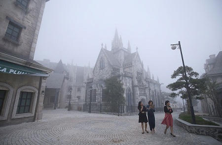 Ảo diệu mùa đông Châu Âu tại Bà Nà Hill