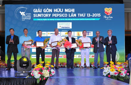 Giải Gôn Hữu nghị Suntory PepsiCo: Gây quỹ mổ tim cho trẻ em toàn quốc