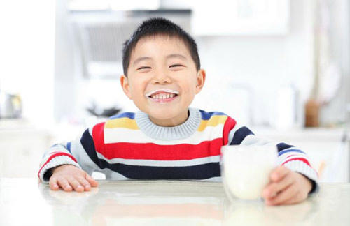 Đánh giá sữa Optimum Gold số 4 giúp bé thông minh, ít ốm vặt