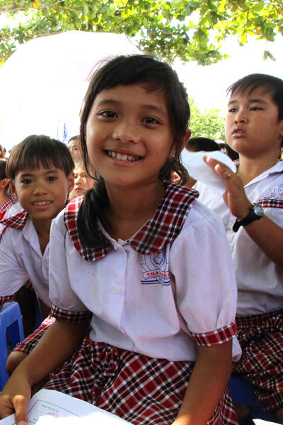 Học sinh cười tít mắt khi Xuân Bắc pha trò