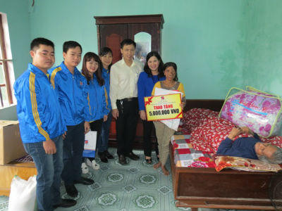 Tâm Bình: “Mang cả tâm tình đến tận… làng mình”