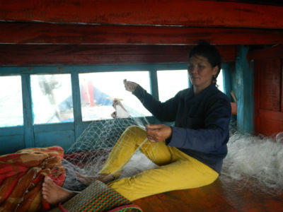 Đàn bà đi biển