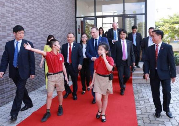 Vinschool tuyển sinh niên khóa 2016 - 2017