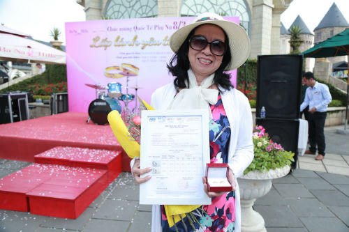 Cặp nhẫn vàng của Bà Nà Hills đã có chủ