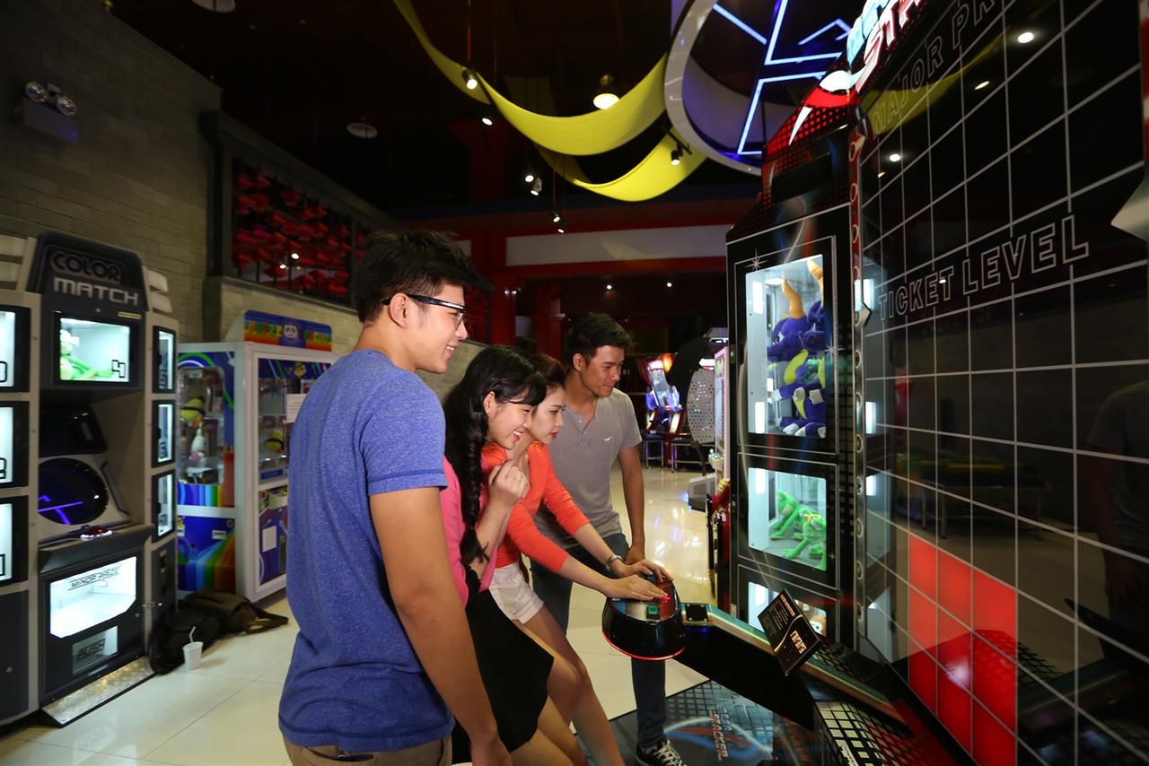 Asia Park giảm 50% giá vé cho phụ nữ nhân dịp 8/3