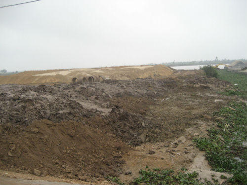 Ai “chống lưng” cho doanh nghiệp xây biệt thự khủng trên đất cấm?