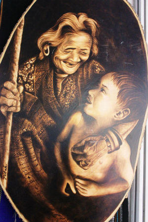 Người cuối cùng giữ hồn tranh bút lửa ở Đà Lạt