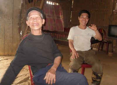 Ký ức hào hùng giữ mốc biên giới nơi “họng súng”