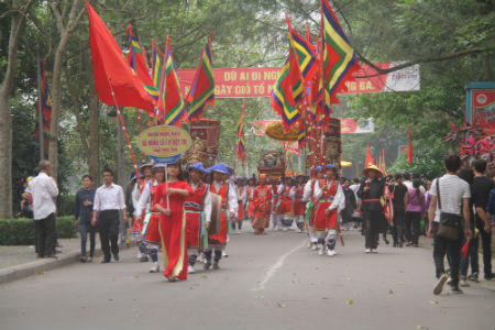 Lễ hội Đền Hùng năm 2016: Rước kiệu linh thiêng về đất Tổ