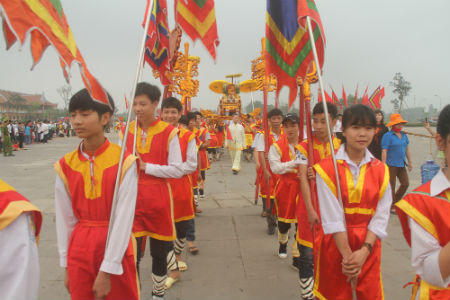 Lễ hội Đền Hùng năm 2016: Rước kiệu linh thiêng về đất Tổ