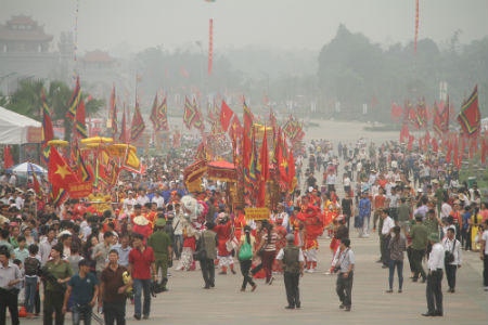 Lễ hội Đền Hùng năm 2016: Rước kiệu linh thiêng về đất Tổ