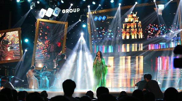 Phú Quang xúc động khi kể chuyện về mẹ