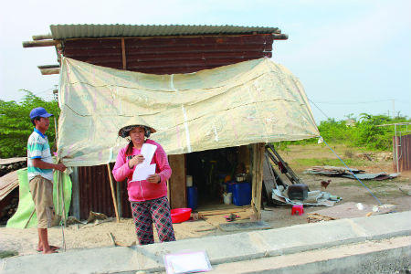 Hàng chục hộ dân “màn trời chiếu đất” vì... văn bản giải tỏa lập lờ