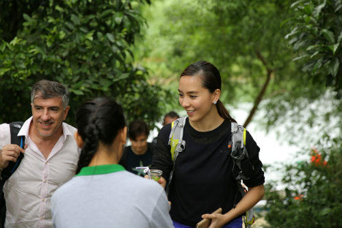 Các đại sứ mang theo hành trang gì để khám phá Sơn Đoòng?