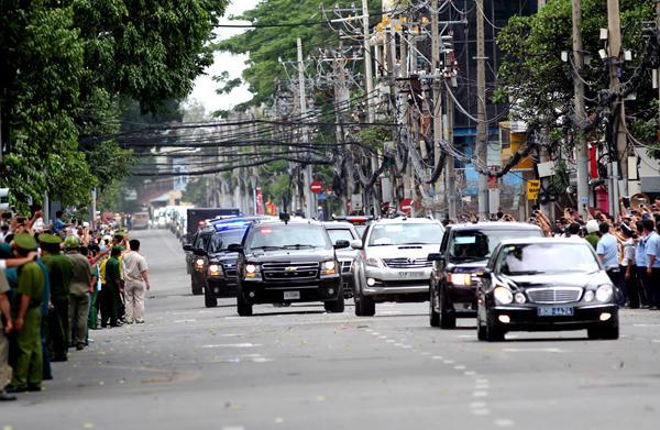 Hình ảnh có thể khiến Tổng thống Obama nao lòng khi rời Việt Nam