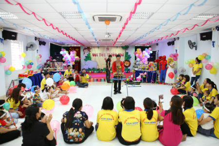 Dược phẩm Tâm Bình: Quan tâm đến thế hệ măng non đất nước