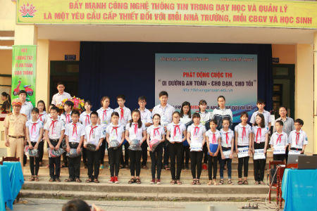 Trên 2000 trường tham gia Cuộc thi “Đi đường an toàn – Cho bạn, cho tôi”