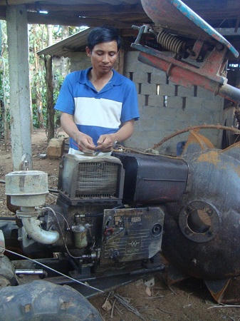 Tôn vinh người đàn ông trồng hoa