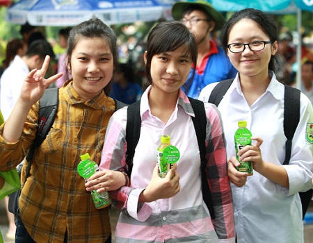 Tiếp sức mùa thi 2016: Chung tay giúp sức hàng trăm ngàn sĩ tử