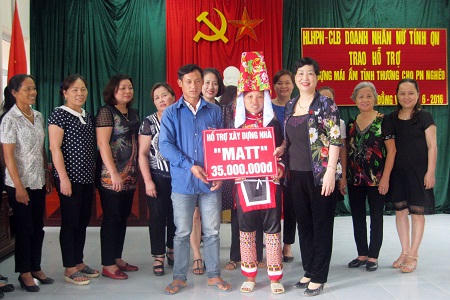 Nữ doanh nhân Quảng Ninh mang tình thương về vùng biên giới